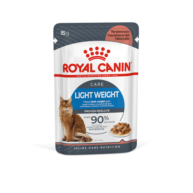 Royal Canin Light Weight Care Finas Láminas en Salsa Pouch